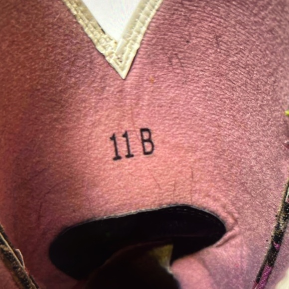 Size 11 Artiat pink mid girl boots - Picture 5 of 8